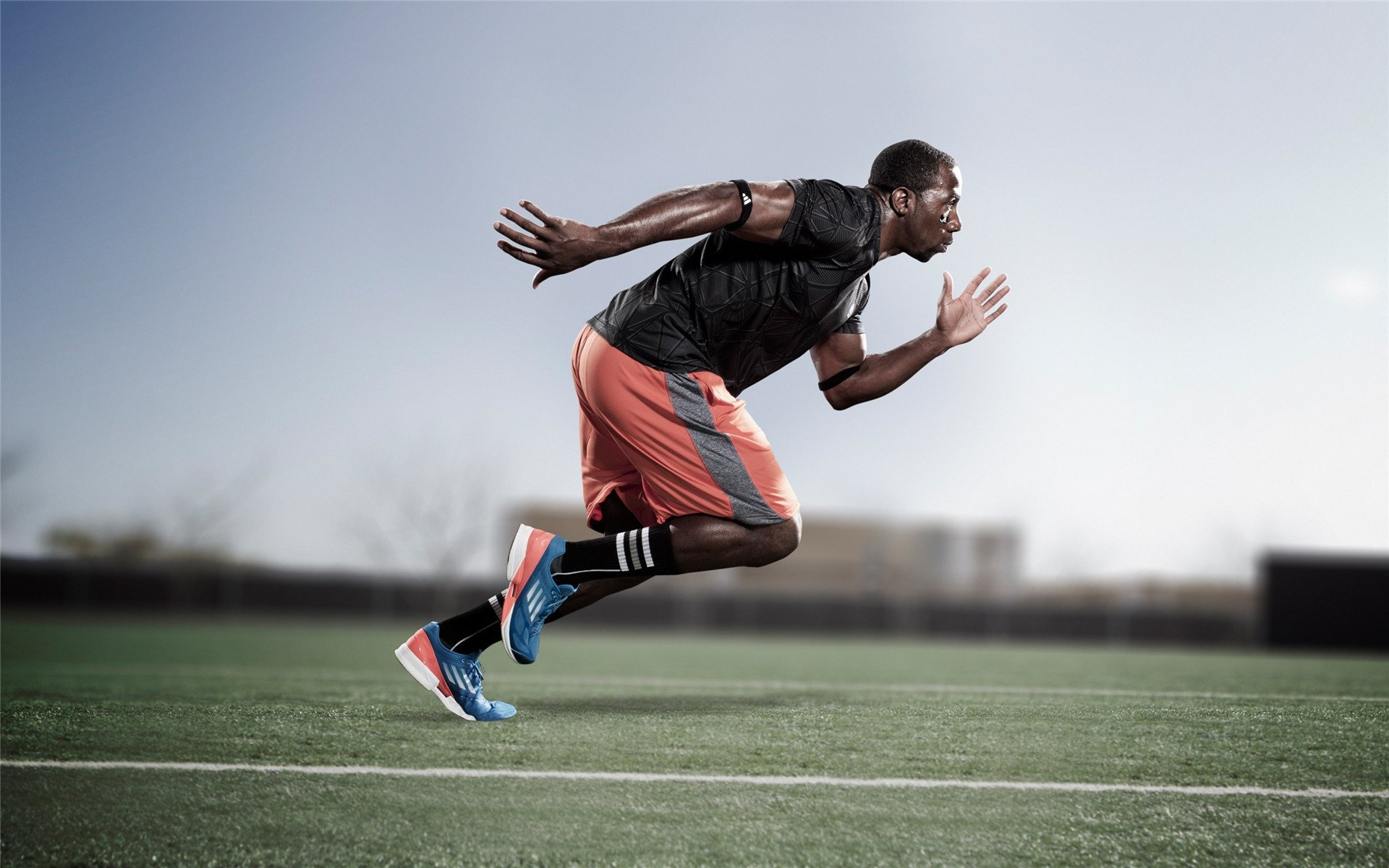 中国足球国家队训练强度与恢复相结合，国家足球队怎么训练